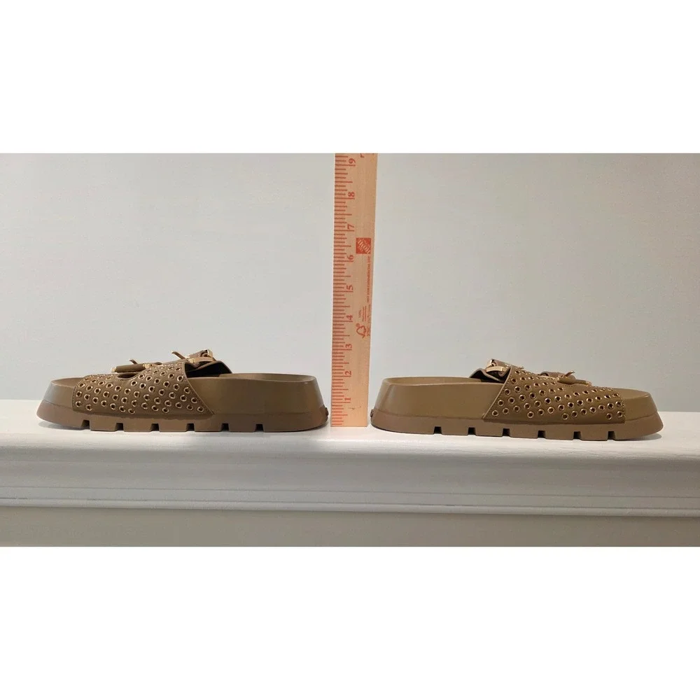 Womens sz 6 B Michael Kors Colby Flat Sandal Tan Leather Studded Platform‎ Slide
